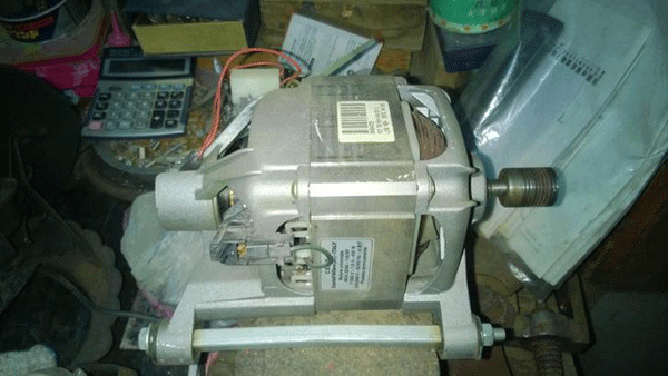 串激電機和感應電機的區(qū)別——西安泰富西瑪電機(西安西瑪電機集團股份有限公司)官方網(wǎng)站 串激電機和感應電機的區(qū)別——西安泰富西瑪電機(西安西瑪電機集團股份有限公司)官方網(wǎng)站