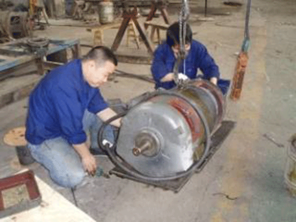 西瑪電機給專業(yè)電機修理工人一些小建議。