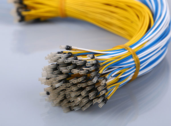 關于高壓電機熱敏電阻作用分析。